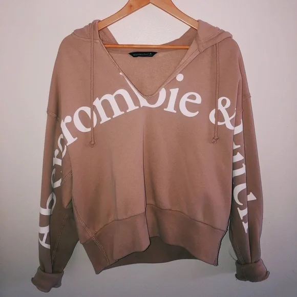Abercrombie & Fitch Graphic Cropped Hoodie - Picture 1 of 3
